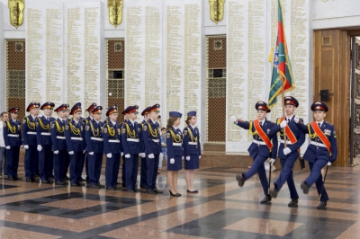 Построение выпускников кадетского корпуса СК РФ для вручения аттестатов 