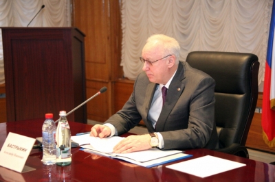 Александр Иванович Бастрыкин на втором заседании Совета молодых следователей. 